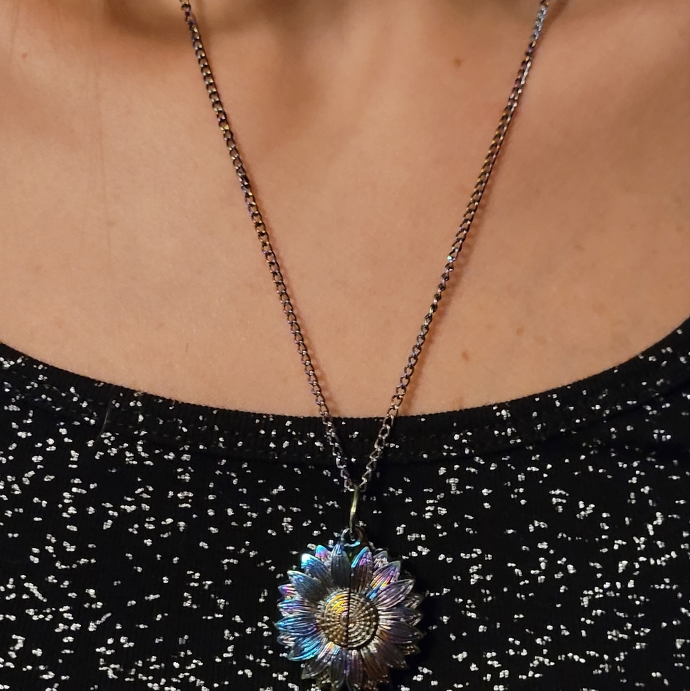 Women GIrls Teens You Are My Sunshine Openable Locket Gold Multicolor Necklace - Picture 6 of 7